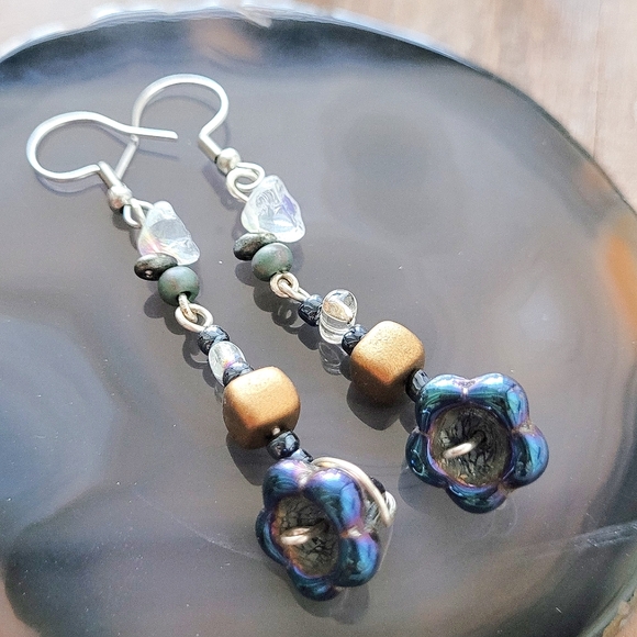 BohemiaLiz earrings Artisan Handmade, Gemstones, Rare/Vinted Glass, Lucky Scoop - Picture 5 of 12